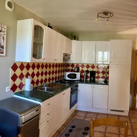 Kamp alanı La Garenne De Moncourt Rue (Somme)