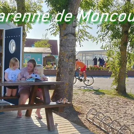 Campsite La Garenne De Moncourt Rue (Somme)